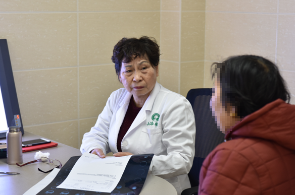 <a href='http://tanmianxu.com/a/1811.html' target='_blank'><u>丁素菊</u></a>